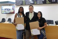 Alex Freitas homenageia eleitas como Rainha, Princesa e Madrinha da ExpoFrutal 2025
