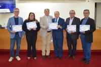 Edivalder Cheiroso presta homenagem a empresa de 50 anos de fundação por meio de moção de aplauso