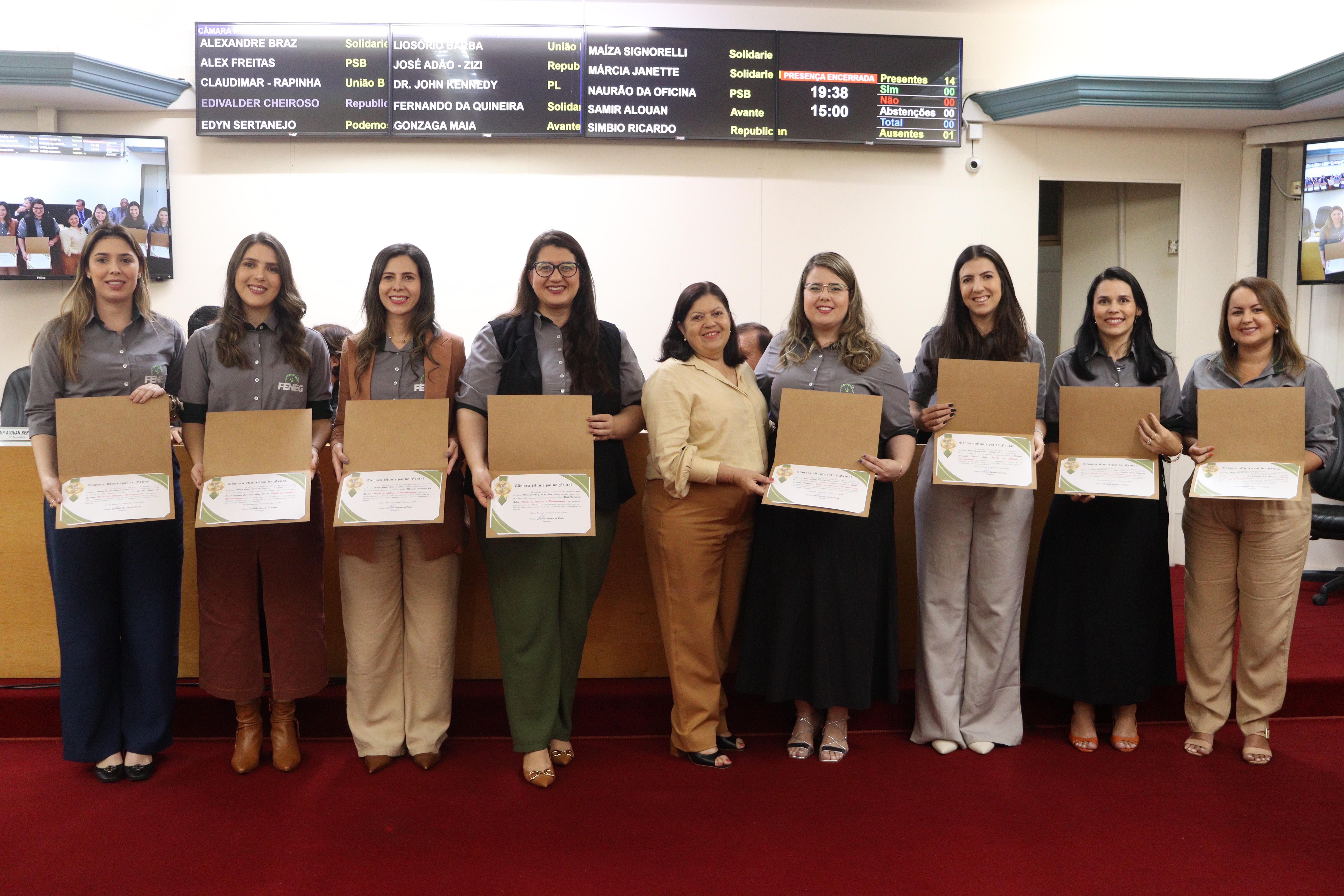  Homenagem às organizadoras da Feneg reconhece contribuição feminina ao desenvolvimento de Frutal