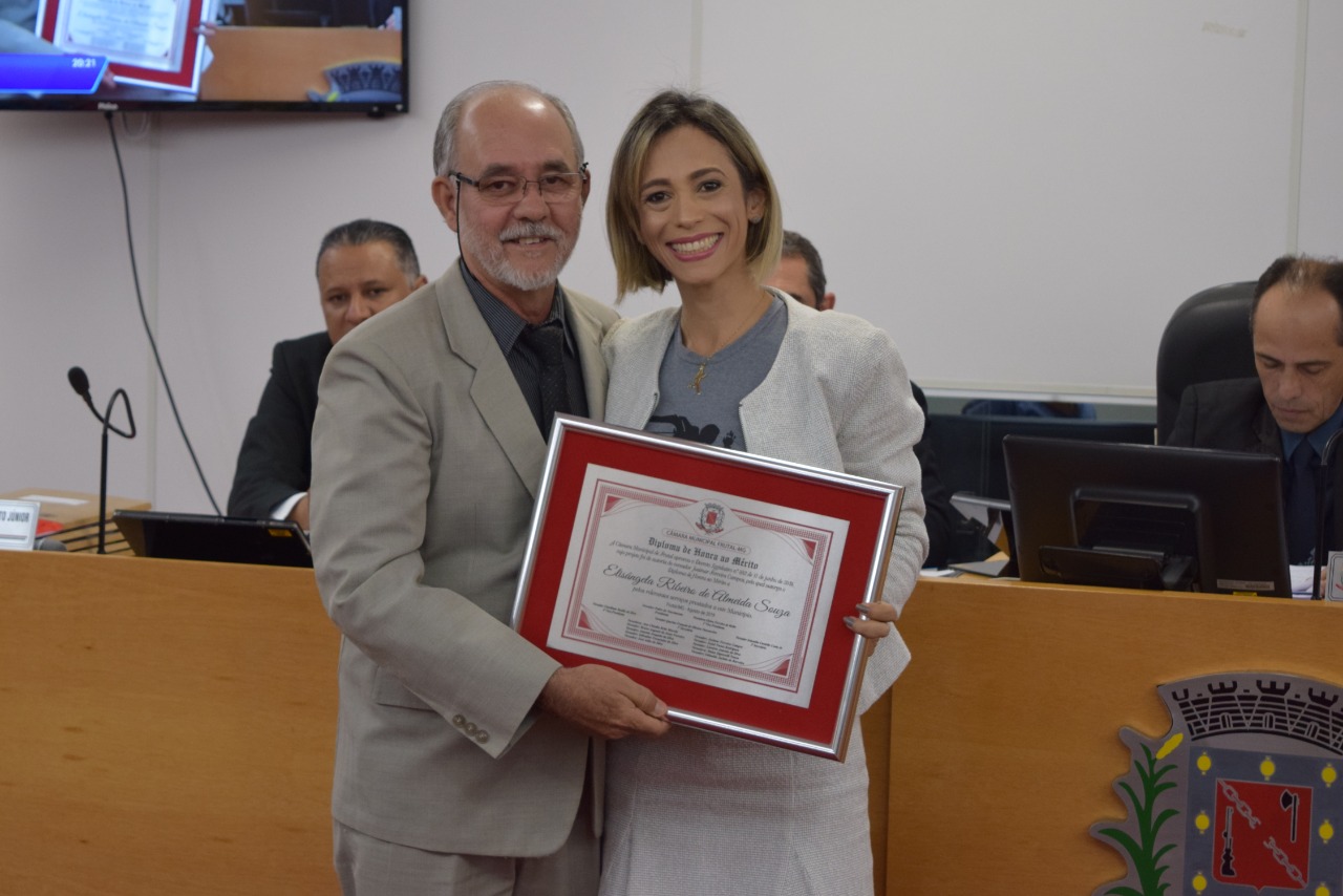 Esportista recebe homenagem da Câmara Municipal