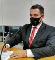 Vereador Alexandre Braz cobra Austa por centro de exames de imagem e questiona reajustes em valores de planos