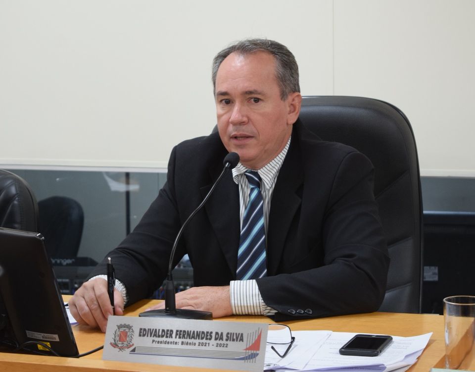 𝐕𝐞𝐫𝐞𝐚𝐝𝐨𝐫 𝐄𝐝𝐢𝐯𝐚𝐥𝐝𝐞𝐫 𝐂𝐡𝐞𝐢𝐫𝐨𝐬𝐨 𝐫𝐞𝐪𝐮𝐞𝐫 𝐭𝐫𝐨𝐜𝐚 𝐝𝐚 𝐢𝐥𝐮𝐦𝐢𝐧𝐚𝐜̧𝐚̃𝐨 𝐝𝐨 𝐜𝐚𝐦𝐩𝐨 𝐝𝐨 𝐉𝐮𝐣𝐮𝐳𝐚̃𝐨