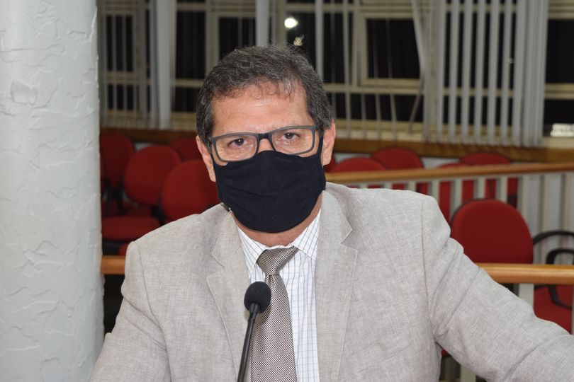 Vereador Jarbinhas cobra acerto de obrigações patronais da Fundação Frei Gabriel para com funcionários e exonerados