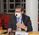 Vereador Jarbinhas pede informações sobre membros do Comitê de Prevenção à Covid-19 em Frutal