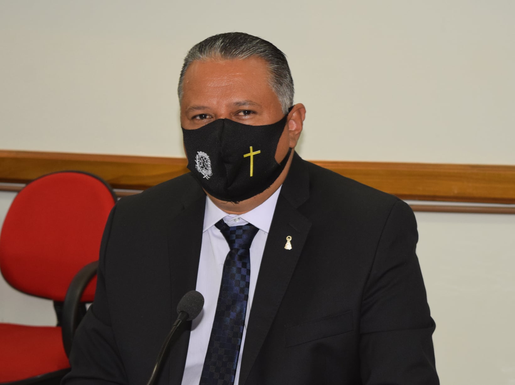 Vereador Juninho do Sindicato pede compra emergencial de fitas para aferição de glicemia em Frutal