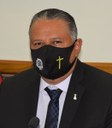Vereador Juninho do Sindicato reivindica aquisição de bandeiras oficiais do município