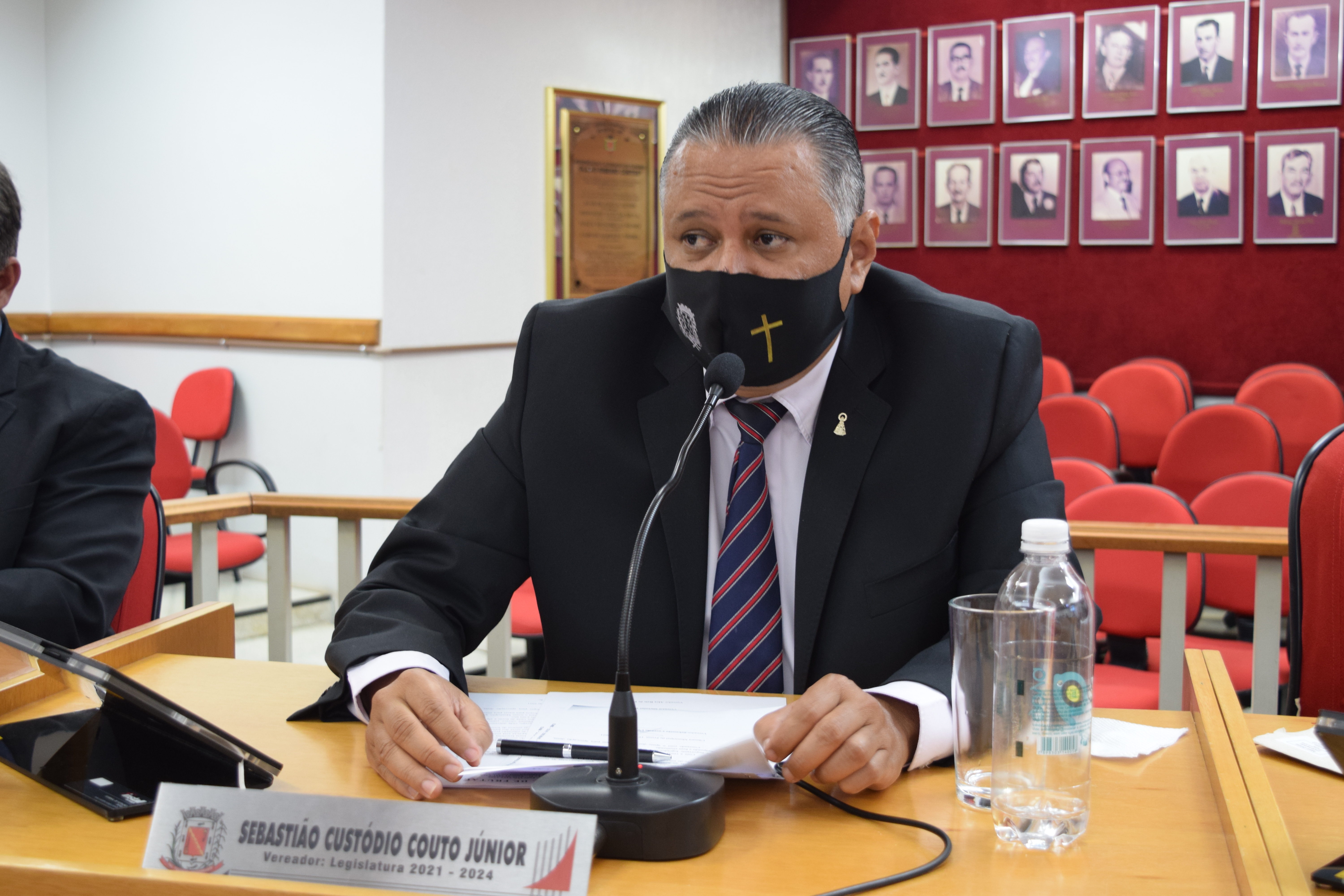 Vereador Juninho recomenda recapeamento da Avenida José de Alencar