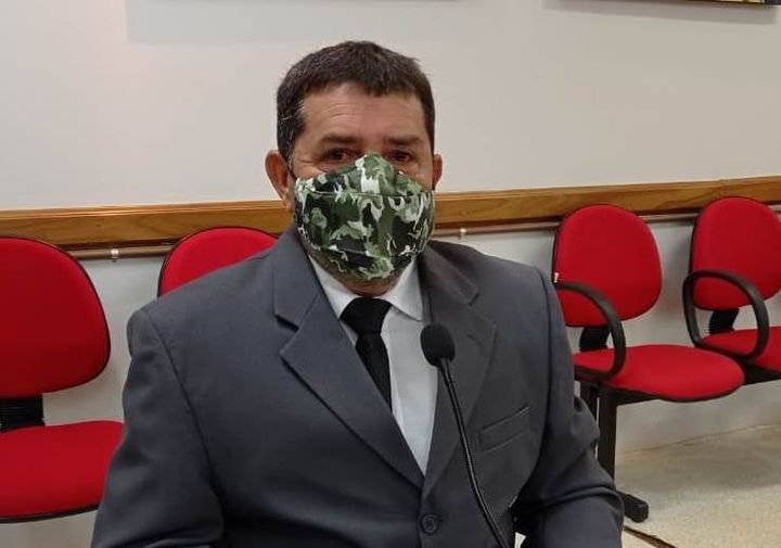 Vereador Rapinha cobra substituição de lâmpadas queimadas em todo município