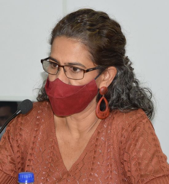 Vereadora Gislene recomenda instalação de redutor de velocidade no bairro Princesa Isabel