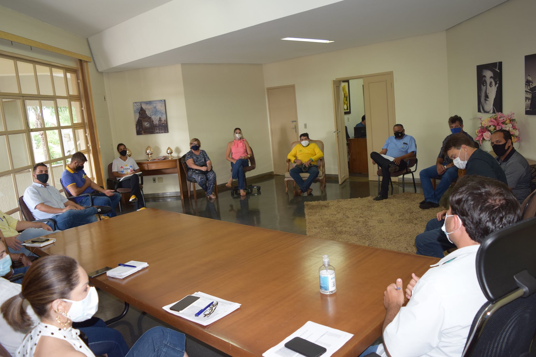 Vereadores se reuniram, no gabinete do prefeito Bruno Augusto