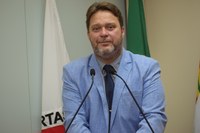 Listagem com nomes de servidores contratados para cargos de comissão do “Frei Gabriel” é pedida por vereador Alex Freitas