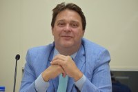 Vereador Alex Freitas faz alerta sobre prazo curto para cadastramento de famílias no programa “Minha Casa, Minha Vida”